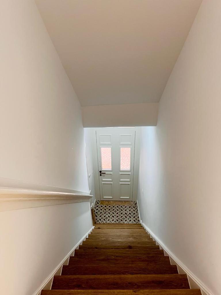 The Bird House Apartment Nazare Bagian luar foto